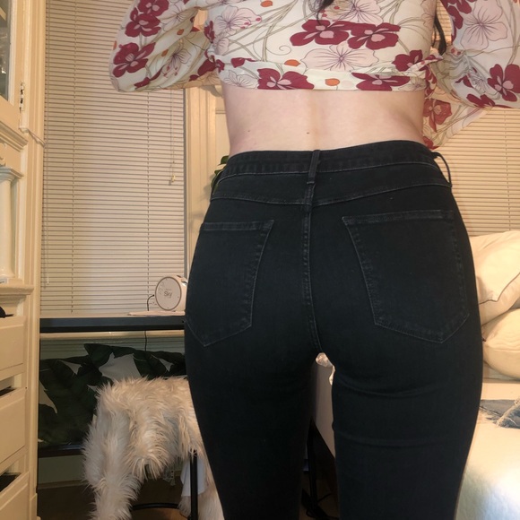 3x1 Mid- Rise Split Seam Bell Jean Blackout Jeans - Picture 2 of 7